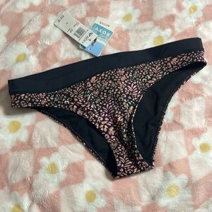 NWT Roxy swim bottoms XL